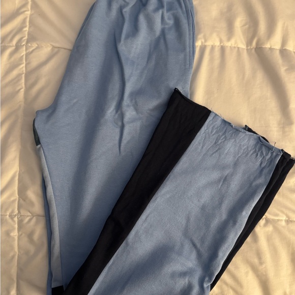 MNML - Picture 2 of 2